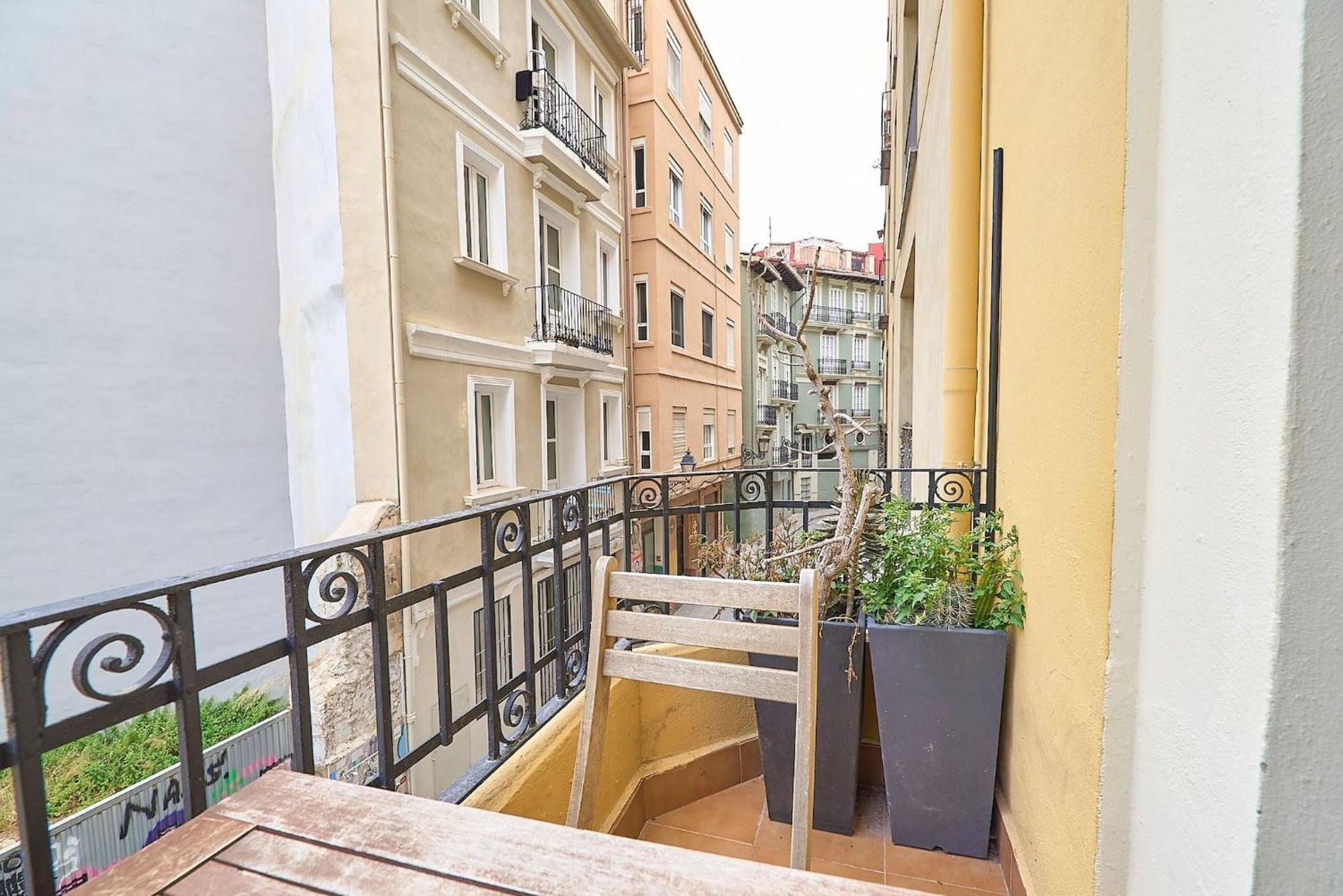 Maldonado Circles & Origami Apartment Valencia Exterior photo